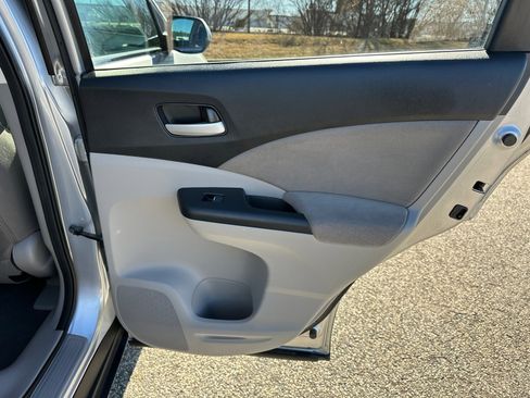 Used 2014 Honda CR-V EX image 16