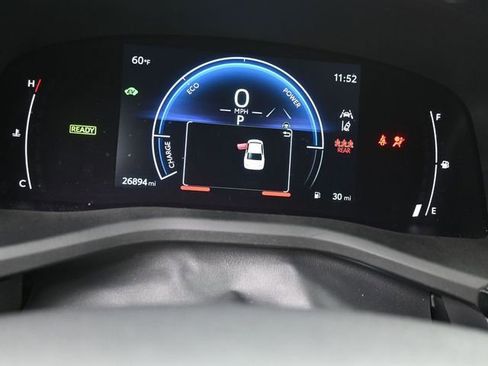 Used 2025 Toyota Camry SE image 10