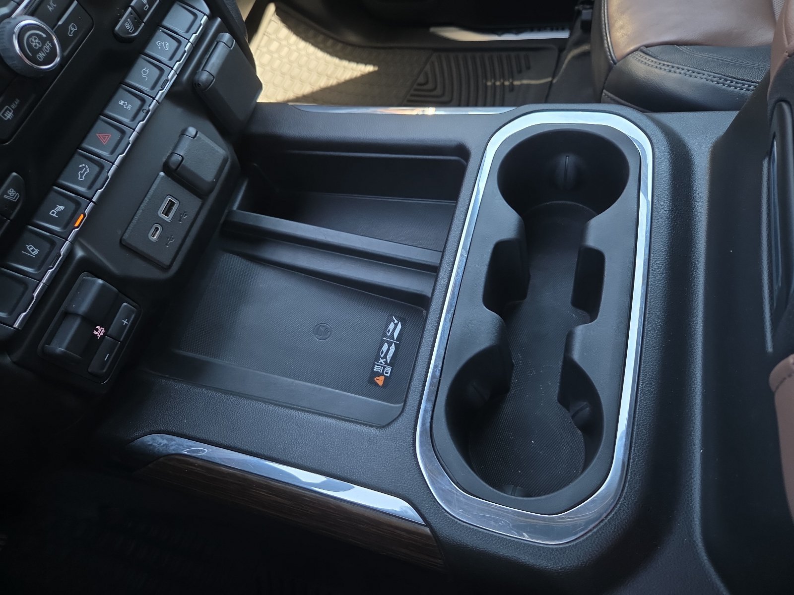 Used 2022 Chevrolet Silverado 2500 High Country w/ Z71 Off-Road Package AWD/4WD image 25