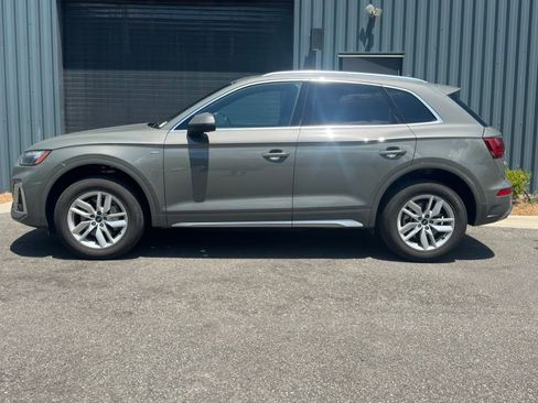 Used 2023 Audi Q5 2.0T Premium w/ Convenience Package AWD/4WD image 7