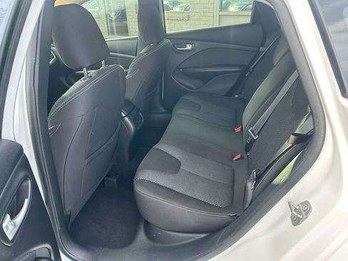 Used 2016 Dodge Dart SXT image 7