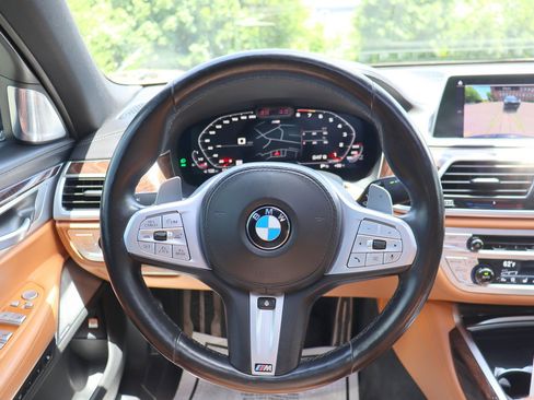 Used 2021 BMW 750i xDrive w/ Luxury Rear Seating Package AWD/4WD image 28
