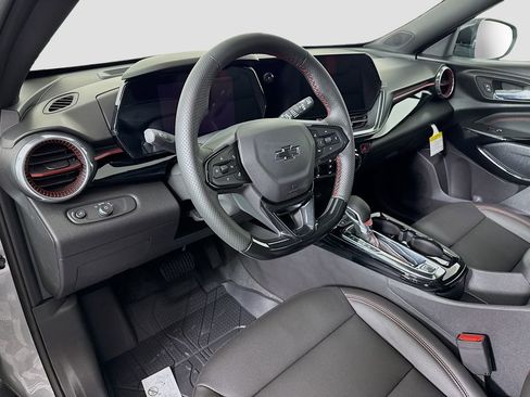 New 2026 Chevrolet Trax RS w/ Sunroof Package image 9