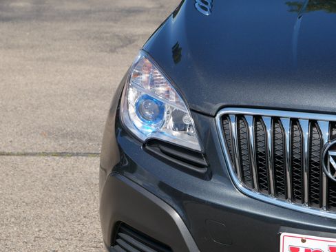 Used 2016 Buick Encore FWD image 3