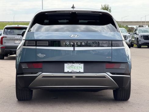 Used 2024 Hyundai Ioniq 5 SEL AWD/4WD image 8