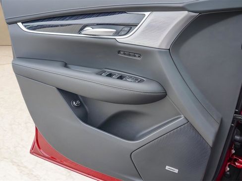 New 2025 Cadillac XT6 Premium Luxury w/ Technology Package image 20