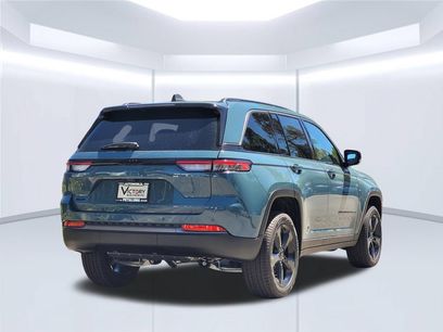 New 2026 Jeep Grand Cherokee Limited w/ Limited Altitude Package