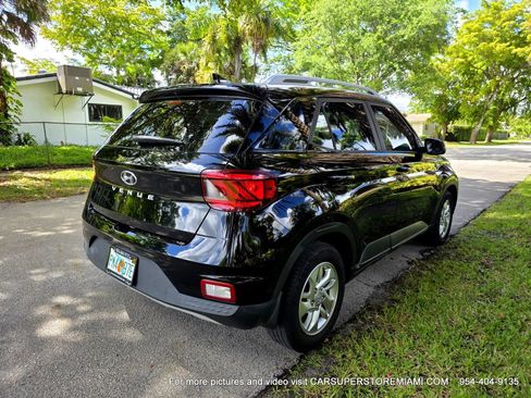 Used 2020 Hyundai Venue SEL w/ Convenience Package FWD image 16