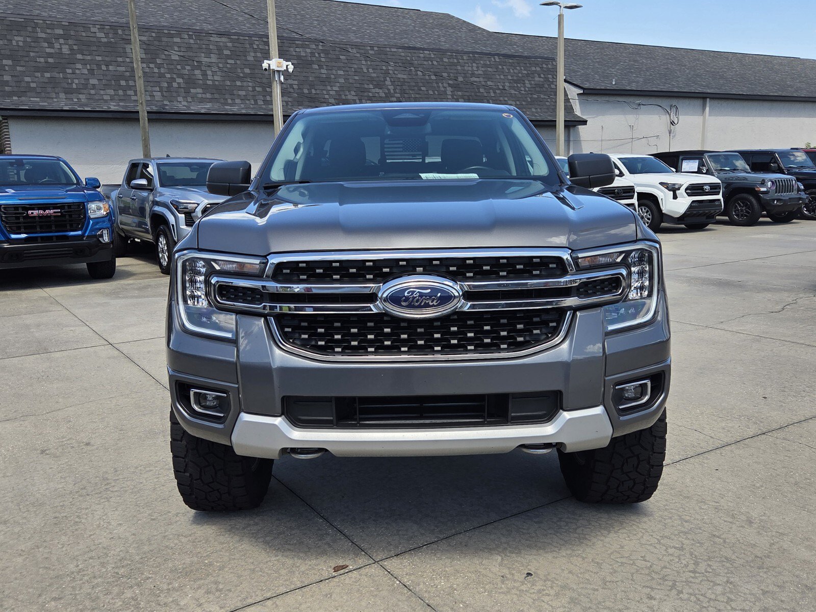 Used 2024 Ford Ranger XLT AWD/4WD image 2