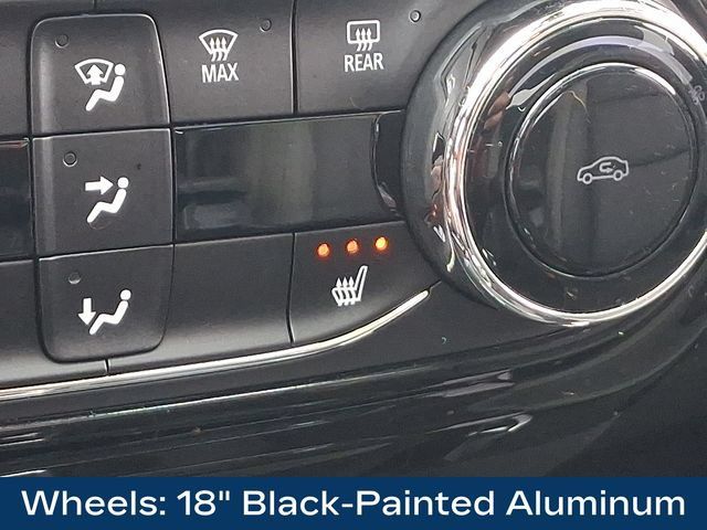 Used 2024 Chevrolet Trax ACTIV w/ Sunroof Package FWD image 16