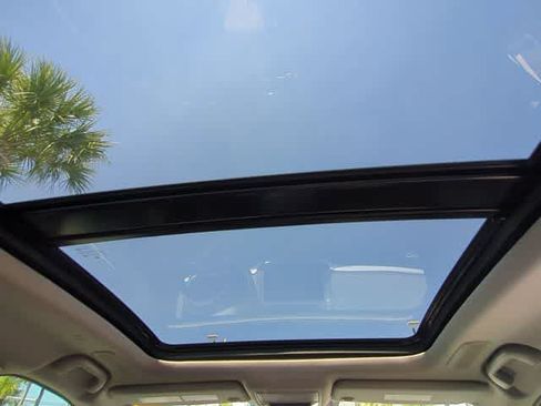 Certified 2025 Acura MDX FWD w/ Technology Package image 23