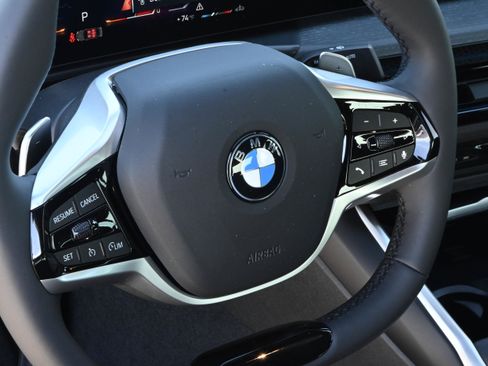 Used 2026 BMW 330i Sedan w/ Convenience Package RWD image 22