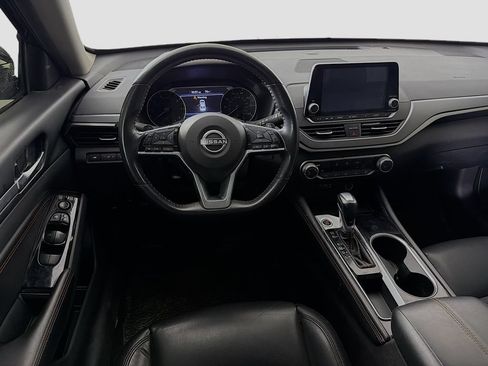 Used 2023 Nissan Altima 2.5 SR FWD image 24