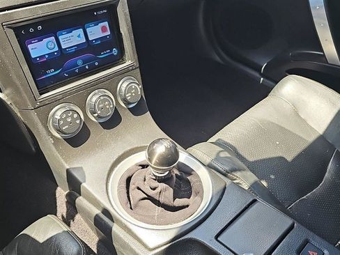 Used 2005 Nissan 350Z Touring RWD image 10