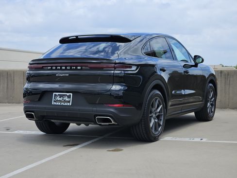 Certified 2026 Porsche Cayenne Coupe AWD/4WD image 8