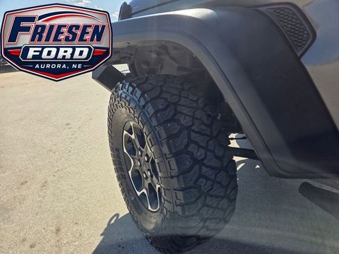 Used 2021 Jeep Wrangler Sport AWD/4WD image 9