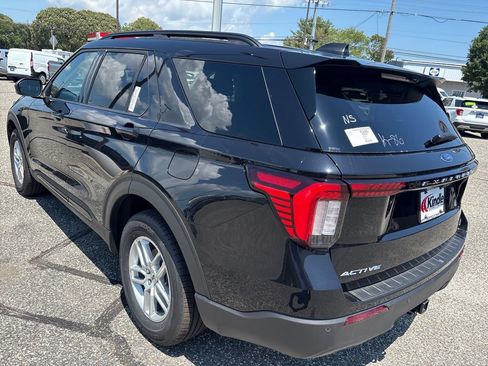 New 2026 Ford Explorer Active AWD/4WD image 29