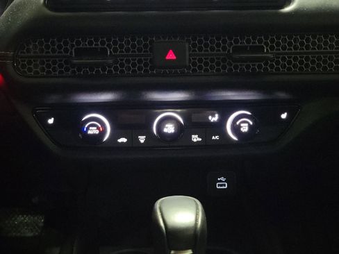 Used 2025 Honda HR-V Sport image 31