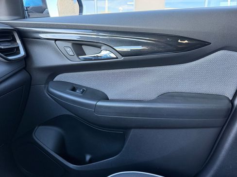 Used 2025 Chevrolet TrailBlazer LT w/ Convenience Package image 16