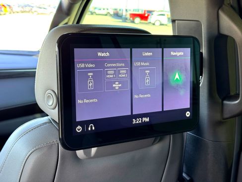 Used 2021 GMC Yukon SLT w/ SLT Premium Package image 22