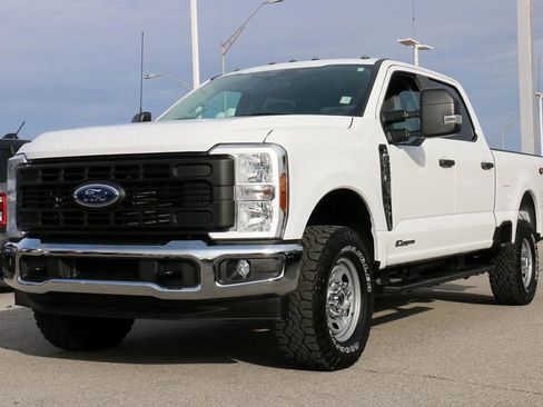 Used 2024 Ford F250 XL w/ XL Off-Road Package image 1