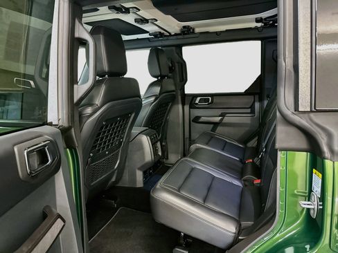 Used 2025 Ford Bronco Badlands AWD/4WD image 29