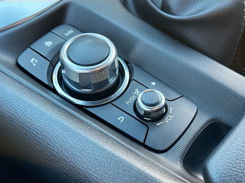 Used 2022 MAZDA MX-5 Miata Grand Touring w/ Weather Package image 34