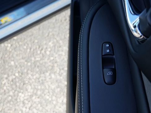 Used 2024 Nissan Murano SV w/ SV Midnight Edition Package image 26