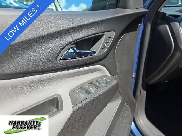 Used 2024 Chevrolet Equinox LS FWD image 16
