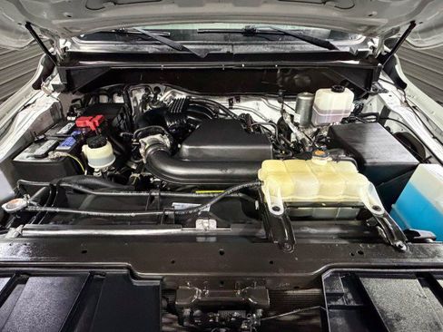 Used 2020 Nissan NV 2500 SV image 32