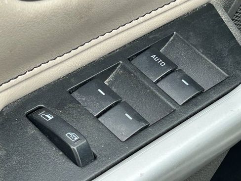 Used 2013 Ford Edge Limited image 24