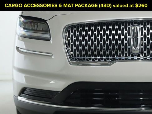 Certified 2023 Lincoln Nautilus Reserve w/ Luxury Package image 7