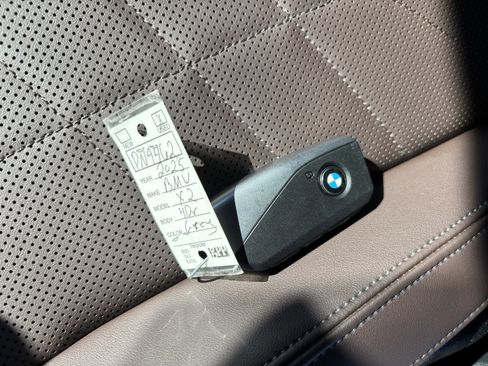 Certified 2025 BMW X2 xDrive28i image 38