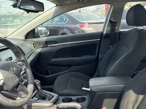 Used 2019 Hyundai Elantra Value Edition w/ Cargo Package FWD image 10