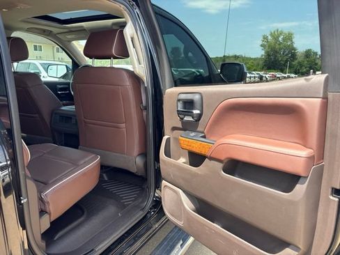 Used 2018 Chevrolet Silverado 1500 High Country AWD/4WD image 18