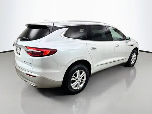Used 2018 Buick Enclave Essence FWD image 7