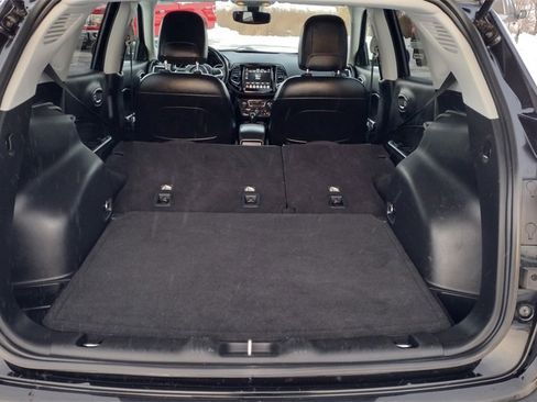 Used 2019 Jeep Compass Limited image 25