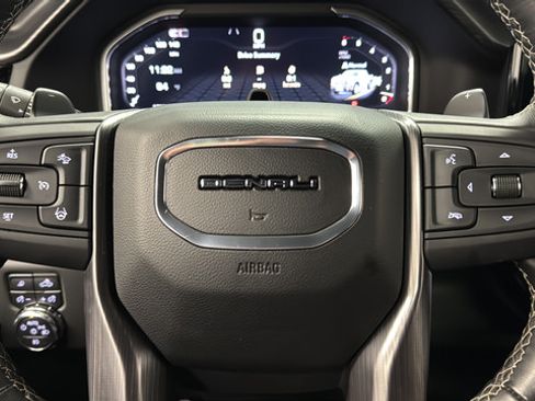 Used 2024 GMC Sierra 1500 Denali Ultimate AWD/4WD image 16