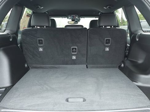 Used 2024 Jeep Grand Cherokee Limited w/ Black Appearance Package RWD image 10