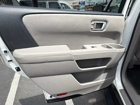Used 2015 Honda Pilot EX-L image 11