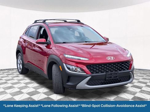 Used 2023 Hyundai Kona SEL AWD/4WD image 7