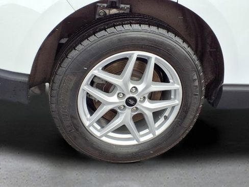 Used 2023 Ford Edge SEL w/ Convenience Package image 9