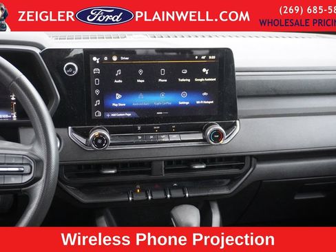 Used 2023 Chevrolet Colorado W/T image 15