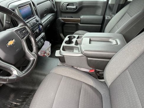 Used 2019 Chevrolet Silverado 1500 LT image 13