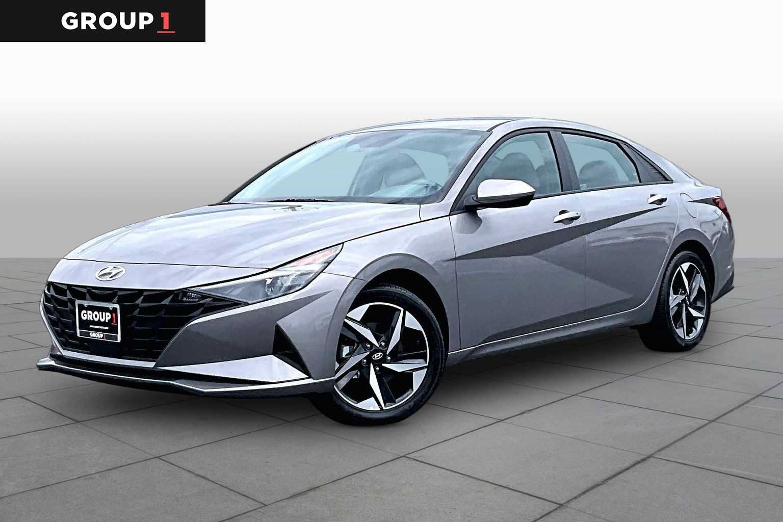 Used 2023 Hyundai Elantra SEL w/ Convenience Package FWD image 1