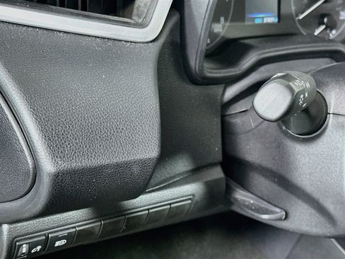 Used 2025 Toyota Corolla LE FWD image 16