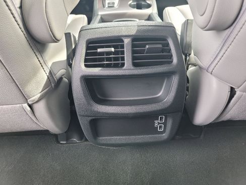 Used 2023 Honda Passport EX-L image 15