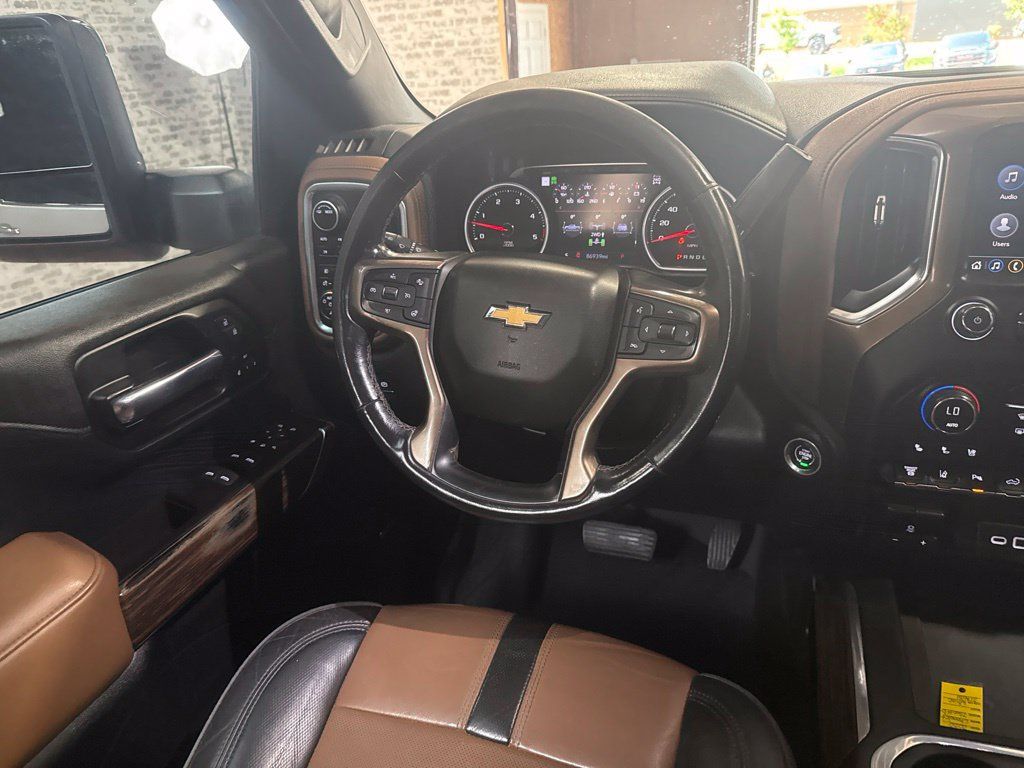 Used 2020 Chevrolet Silverado 2500 High Country w/ Z71 Off-Road Package AWD/4WD image 17