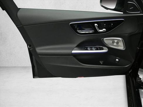 Certified 2025 Mercedes-Benz C 300 4MATIC Sedan image 18