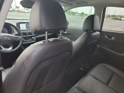 Used 2021 Hyundai Kona Ultimate FWD image 13